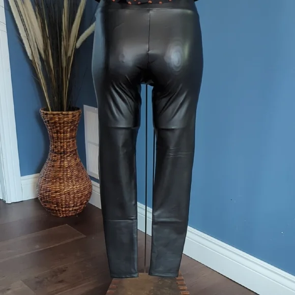 Streetwear Black Faux Leather Pants - Picture 2 of 5